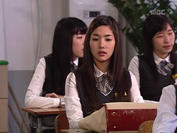 [거침없이하이킥] 짜리 강유미VS목돌이 나혜미.jpg | 인스티즈