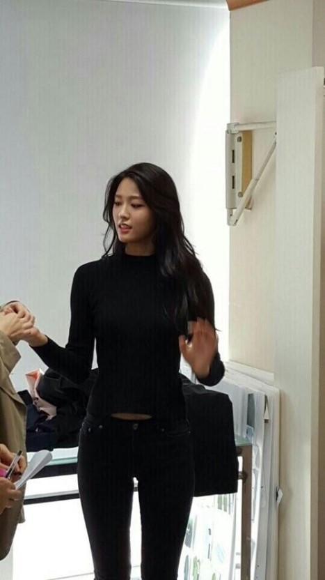 설현이 무보정 몸매.jpgif | 인스티즈