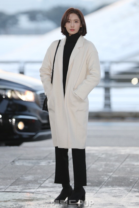 분위기 있는 단발윤아 | 인스티즈