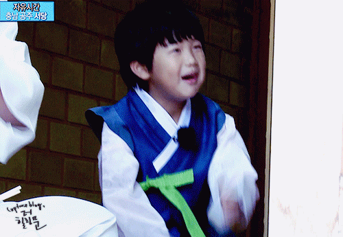 아빠어디가 10준수랑 어릴때 과거사진까지 짱똑인 남자배우 | 인스티즈