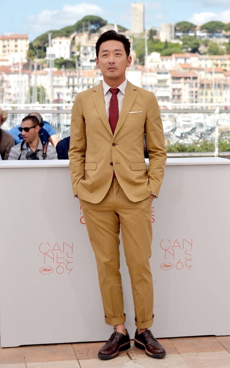 키 184cm에 몸무게 80kg정도 나간다는 하정우 몸매 | 인스티즈