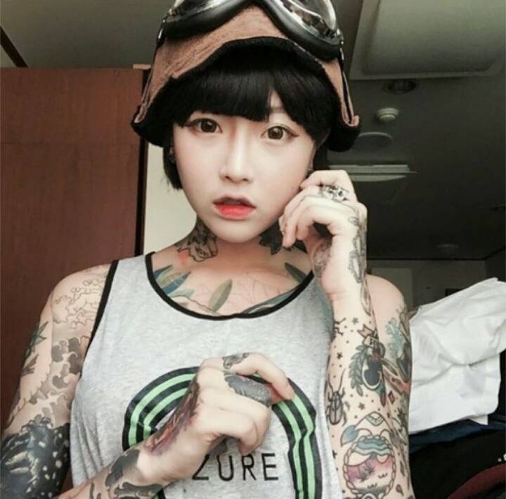 온몸 문신녀.jpg | 인스티즈
