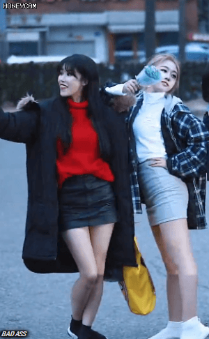 이젠 출근길에 팬들까지 이용하는 러블리즈 미주.jpgif | 인스티즈