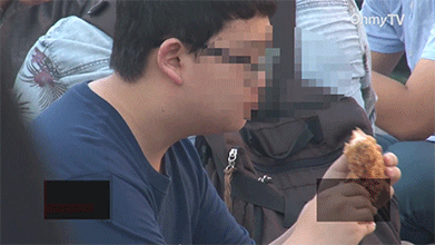 단식 하는 세월호 유가족들 앞에서 폭식투쟁하는 일베 | 인스티즈