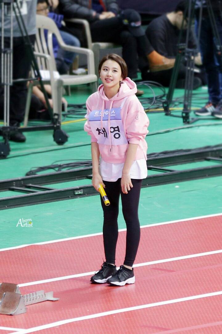 계주 준비하는 트와이스 채영.jpg | 인스티즈