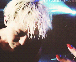 지드래곤이 자주하는 팬서비스의 최후.jpgif | 인스티즈