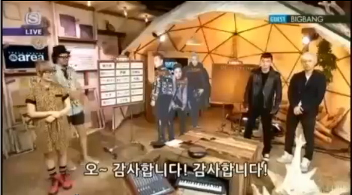 진짜 사람 무안하고 할말없게 만드는 행동하는 아이돌 .jpg | 인스티즈