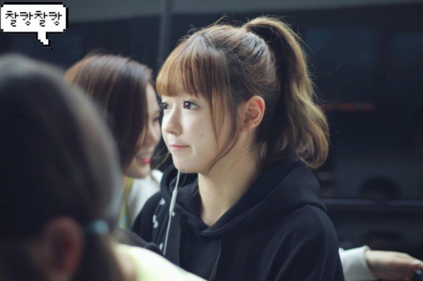 볼이랑 입술이 귀여운 오마이걸 유아 | 인스티즈