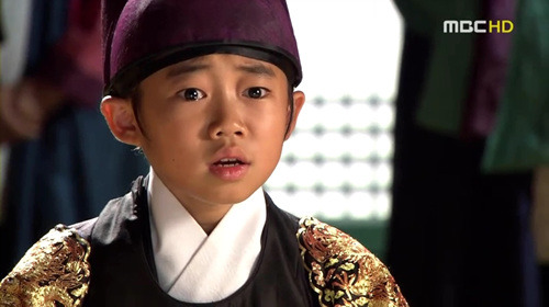 정조 : 나는 내 아들에게 좋은 혼처를 찾아주고 싶었을 뿐이었어.....................txt | 인스티즈