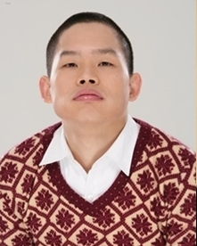 전형적인 중고딩때 일진 무리중에 꼭 있는 애들 (무릎꿇고들어오시긔) | 인스티즈