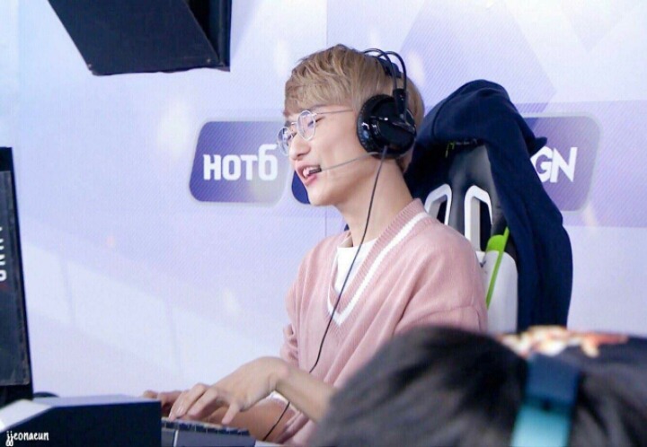 [오버워치] 오버워치 시작하고 싶은 충동 만들어 주는 잘생긴 오버워치 프로게이머들 | 인스티즈