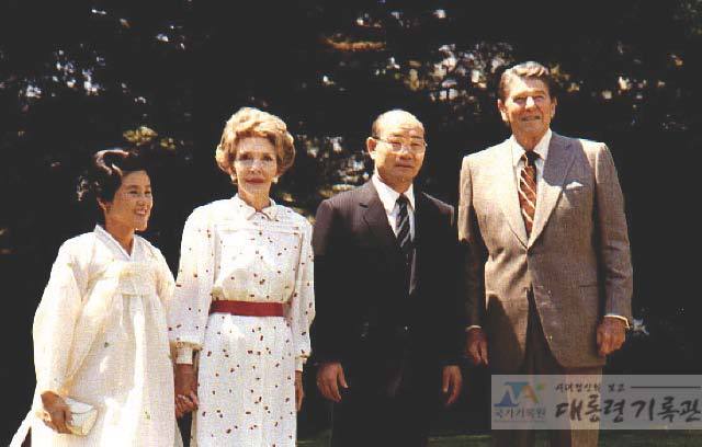 전두환과 로널드 레이건 미국 대통령 | 인스티즈