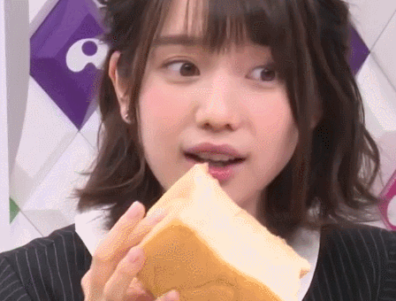 먹방으로 유명한 일본 아나운서의 운동신경.gif | 인스티즈