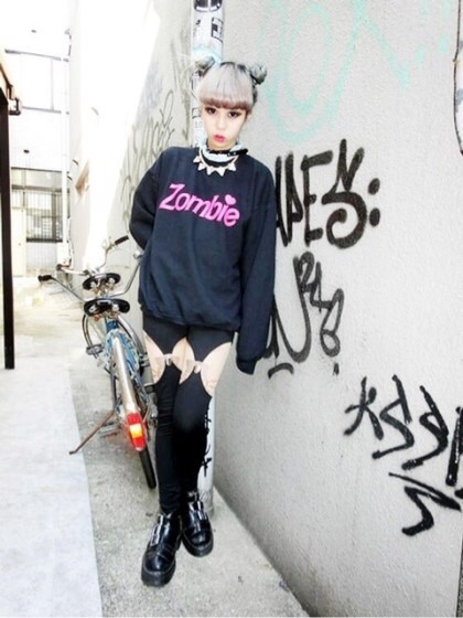 일본에서 타투 스타킹을 유행시킨 장본인 | 인스티즈