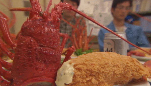 갸는 음식영화를 보면서 위안을 얻는다고 했슈 | 인스티즈