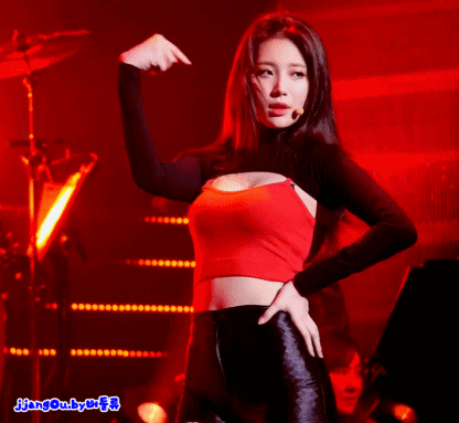 유라의 이상한 의상.gif | 인스티즈