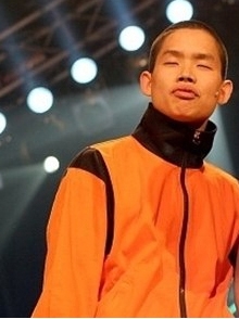 전형적인 중고딩때 일진 무리중에 꼭 있는 애들 (무릎꿇고들어오시긔) | 인스티즈