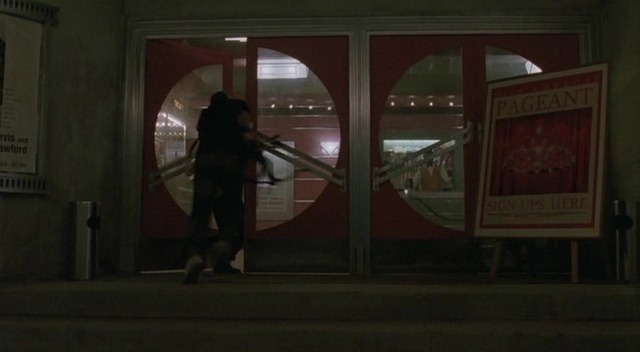 전 세계를 뒤흔든 공포! 공포영화 하면 떠오르는! 까진 아니었지만 꿀잼인【 하우스 오브 왁스】05 | 인스티즈