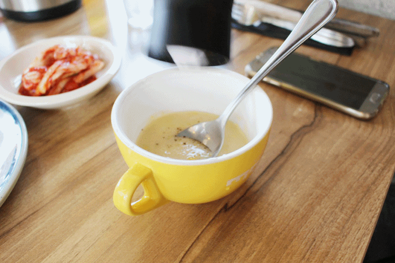 고소한 풍미! 따뜻한 옥수수스프 콘스프 gifjpg | 인스티즈