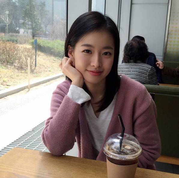 22세 9급 공무원녀 | 인스티즈