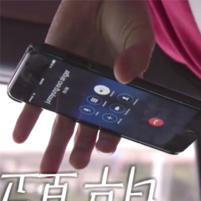 진지한 헨리와 말이 1도 안통하는 엑소.jpg | 인스티즈