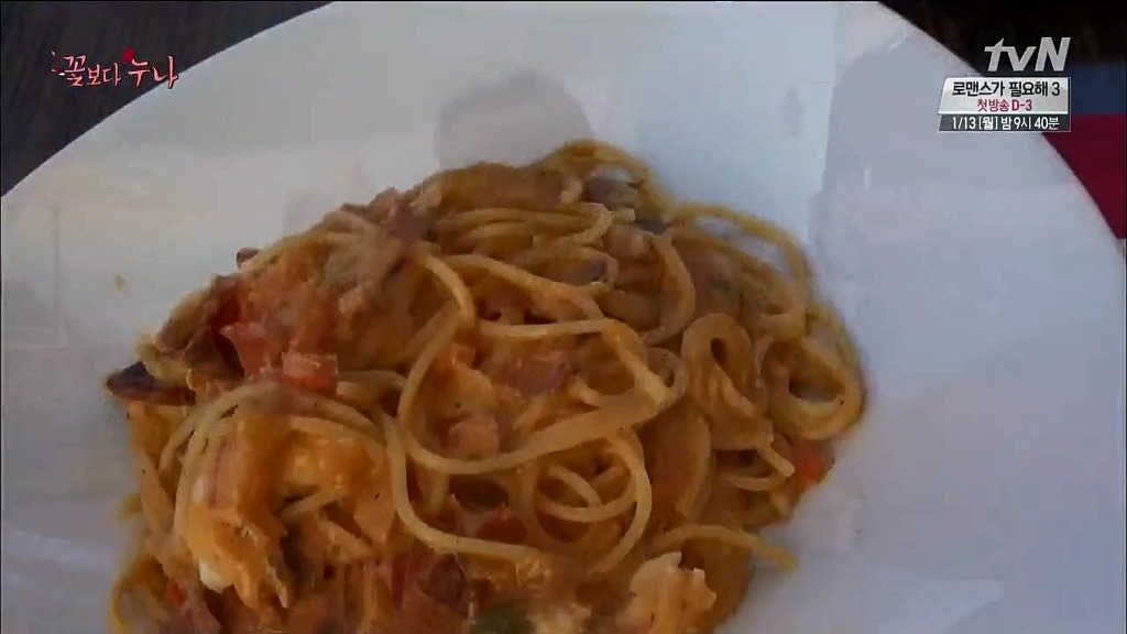 [꽃보다누나] 적게 먹는 여배우들 사이에서 이승기.jpg | 인스티즈