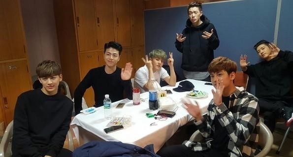 당신손에 쥐어진 단 한장의 티켓 어디로가시렵니까??(아이돌ver) | 인스티즈