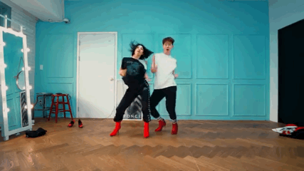 화제가 된 하이힐 신고 춤추는 조권 & 리아킴 | 인스티즈