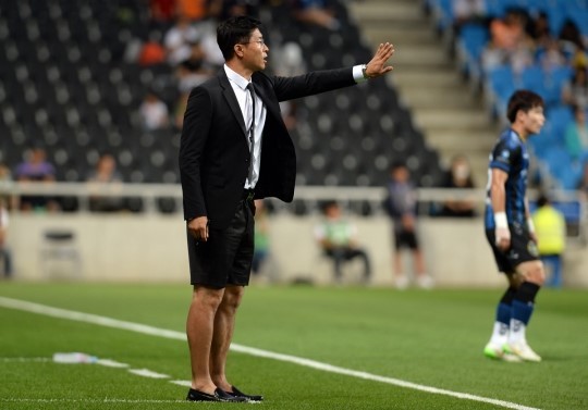 김도훈 전감독 패션 레전드.jpg | 인스티즈