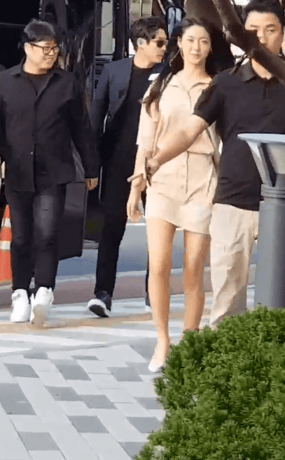 설현이 무보정 몸매.jpgif | 인스티즈