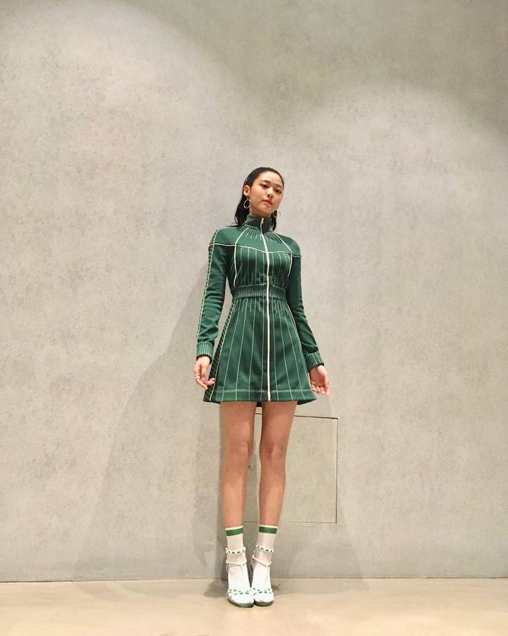 설현이 무보정 몸매.jpgif | 인스티즈