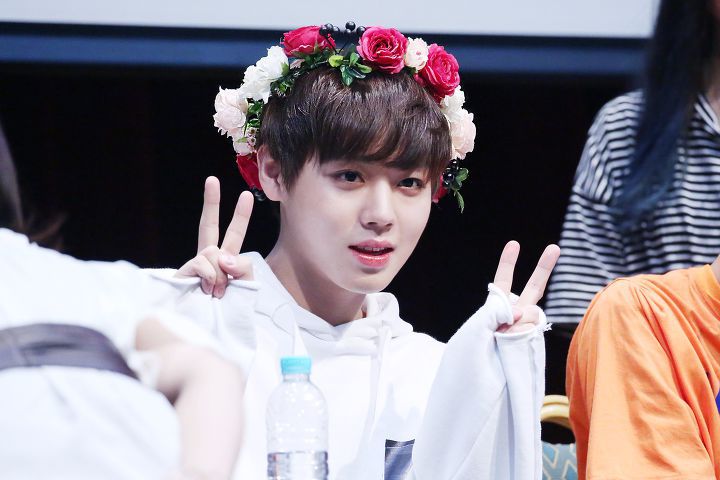 얼굴천재라고 불리우는 남자 아이돌 4대장.jpg | 인스티즈