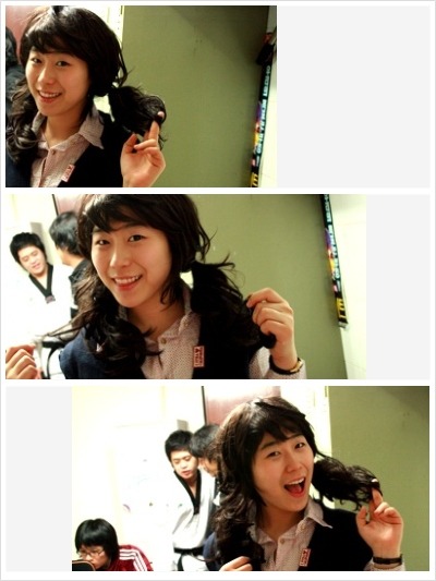 전형적인 중고딩때 일진 무리중에 꼭 있는 애들 (무릎꿇고들어오시긔) | 인스티즈