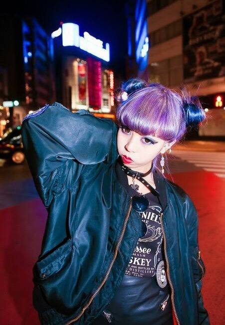 일본에서 타투 스타킹을 유행시킨 장본인 | 인스티즈