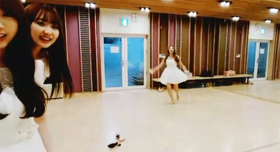 러블리즈 정예인 움짤.gif | 인스티즈