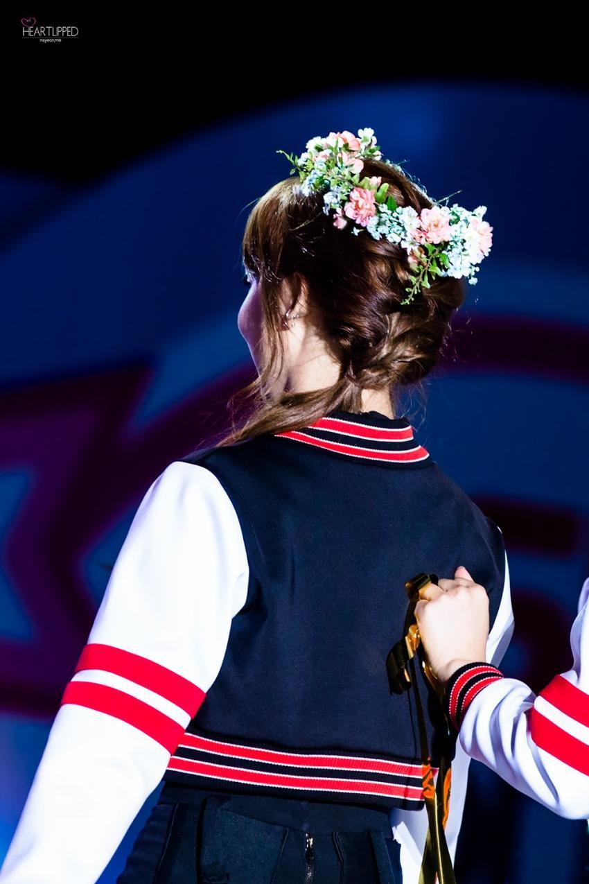 트와이스)부산 아송페 화관쓴 나연 잔망끼 | 인스티즈