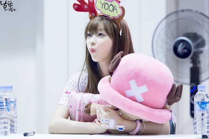 볼이랑 입술이 귀여운 오마이걸 유아 | 인스티즈