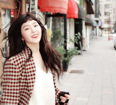 신발 모델 아이린.gif | 인스티즈