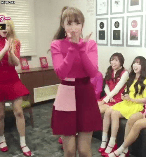 러블리즈 지수의 태세전환.gif | 인스티즈