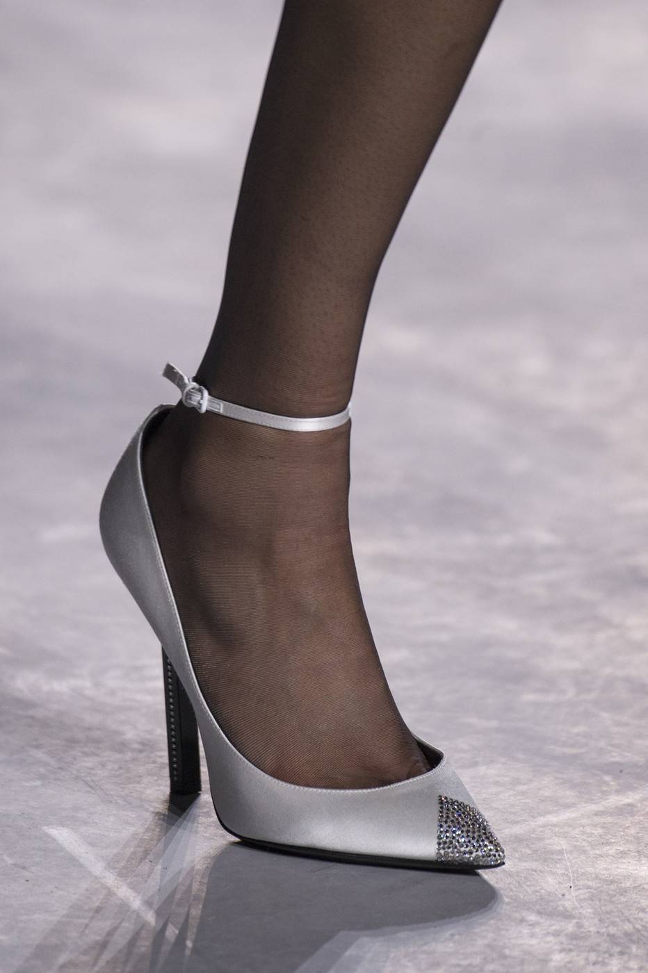 생로랑 2018년 신상 구두 | 인스티즈