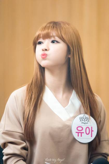 볼이랑 입술이 귀여운 오마이걸 유아 | 인스티즈