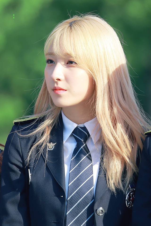 경찰 제복이 너무 잘 어울리는 소녀들 | 인스티즈