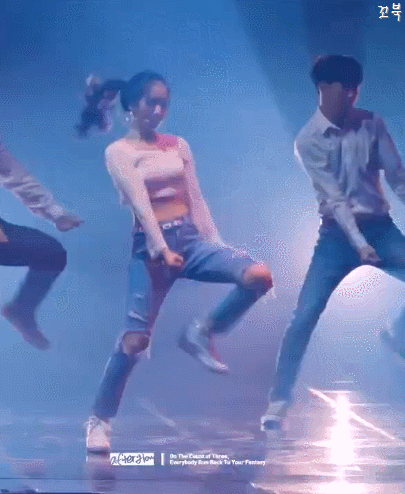 춤추다가 묶은 머리 풀어버리는 여자친구 신비.gif | 인스티즈