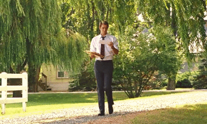 키가 커서 키스할때 상대 배우를 들고함.gif | 인스티즈