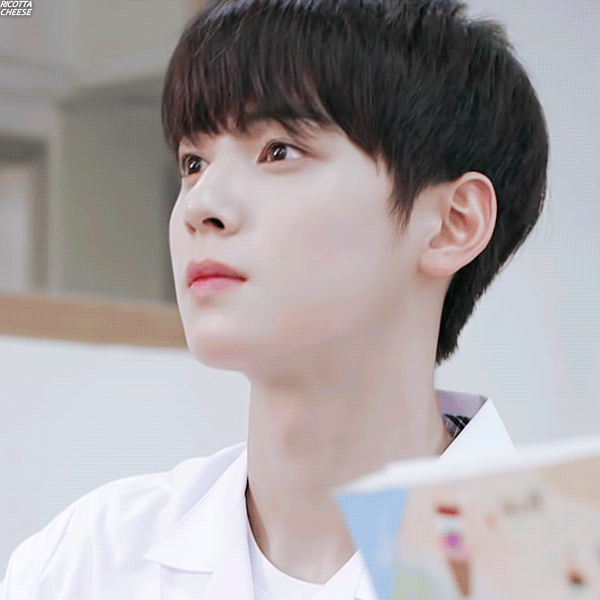 [고르기] 우정의 선을 넘는 사소한 순간 고르기 | 인스티즈