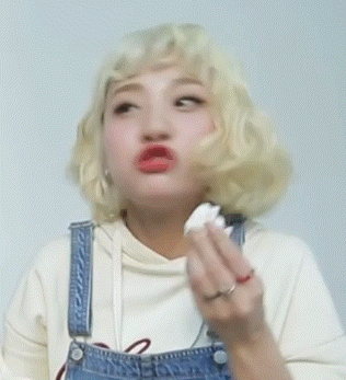 은근 귀여운 볼빨간사춘기 안지영 | 인스티즈