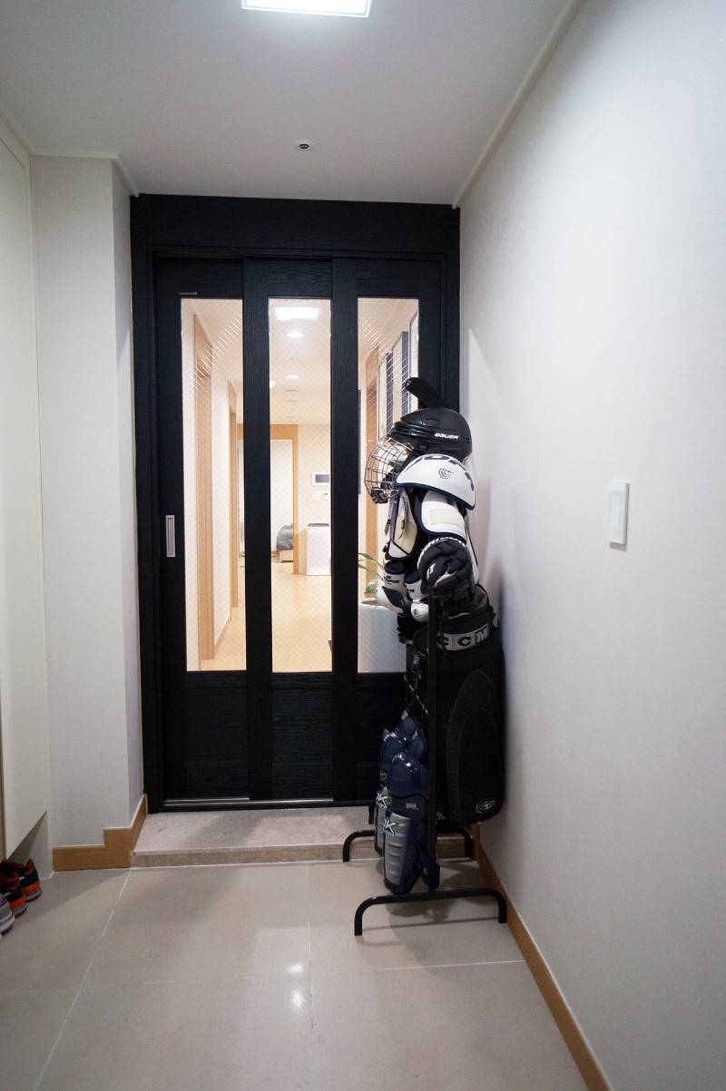 웹툰 데뷔 13년차 신인 변태 만화가 유부남의 집 | 인스티즈