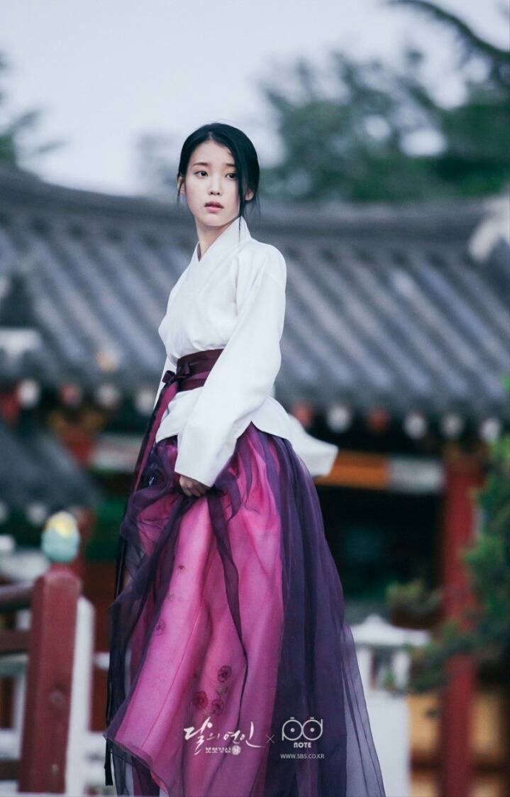 의상팀의 노고가 보이는 화려한 &#65308;달의연인&#65310; 의상들 | 인스티즈