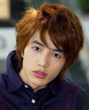 전형적인 중고딩때 일진 무리중에 꼭 있는 애들 (무릎꿇고들어오시긔) | 인스티즈