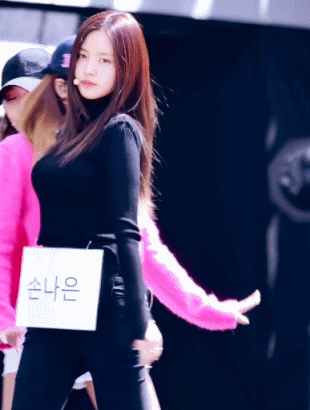 슬랜더한 몸매를 좋아하는 남자들에게 이쁠 손나은.jpg(if) | 인스티즈